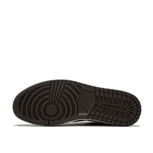 Кроссовки Nike Air Jordan 1 Low x Travis Scott коричнево-чёрные с белым - фото 4