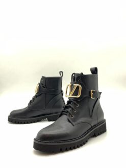 Ботинки женские Valentino черные A52077