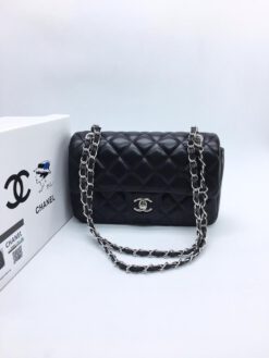 Женская сумка Chanel 26x16x8 черная