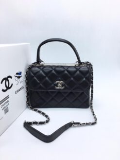 Женская сумка Chanel 24x18x9 черная A53894