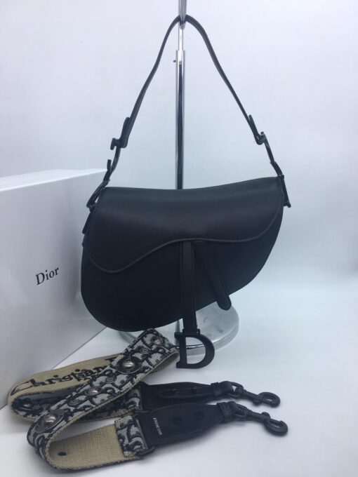 Женская кожаная сумка Christian Dior Saddle черная A50883 - фото 1