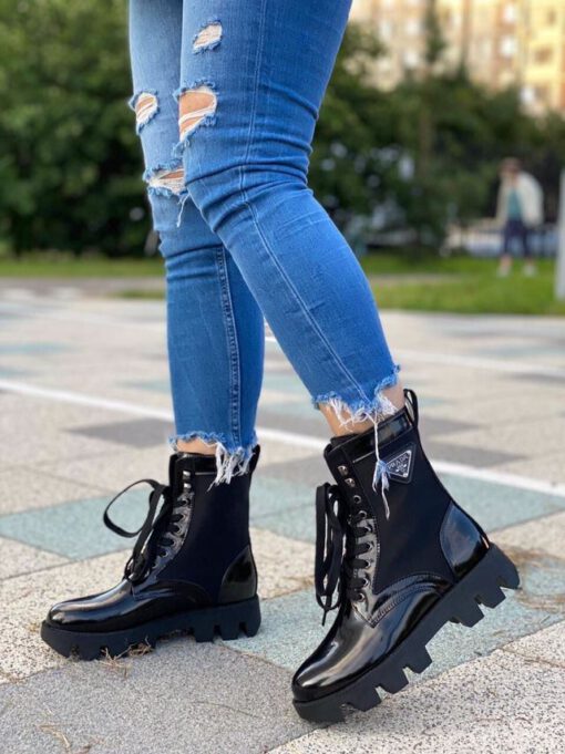 Ботинки женские Prada черные A53338 - фото 3
