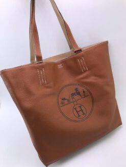 Женская кожаная сумка Hermes коричневая двусторонняя - фото 7