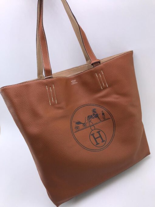 Женская кожаная сумка Hermes коричневая двусторонняя - фото 1