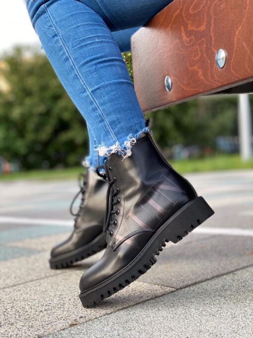 Ботинки женские Валентино черные A53366 - фото 4