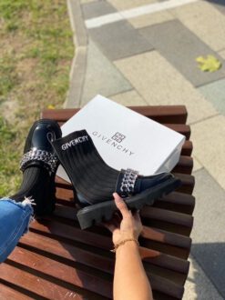 Ботинки женские Givenchy черные A54660