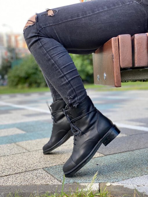 Ботинки женские Louis Vuitton черные A54945 - фото 3