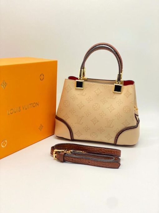 Женская кожаная сумка Louis Vuitton бежевая A55055 - фото 1