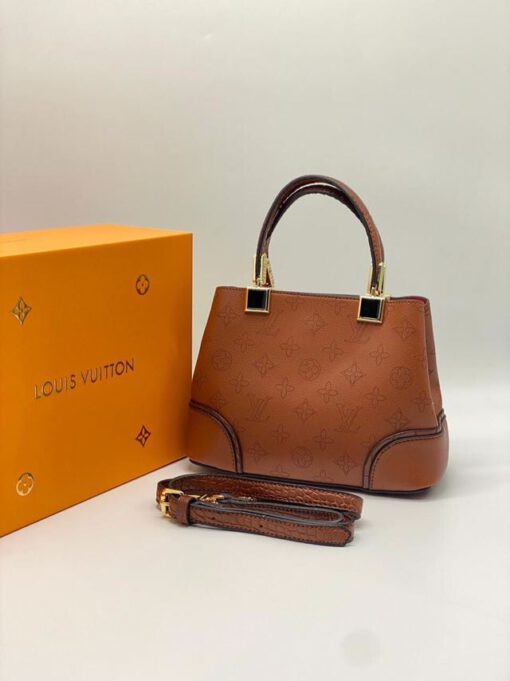 Женская кожаная сумка Louis Vuitton каштановая - фото 1