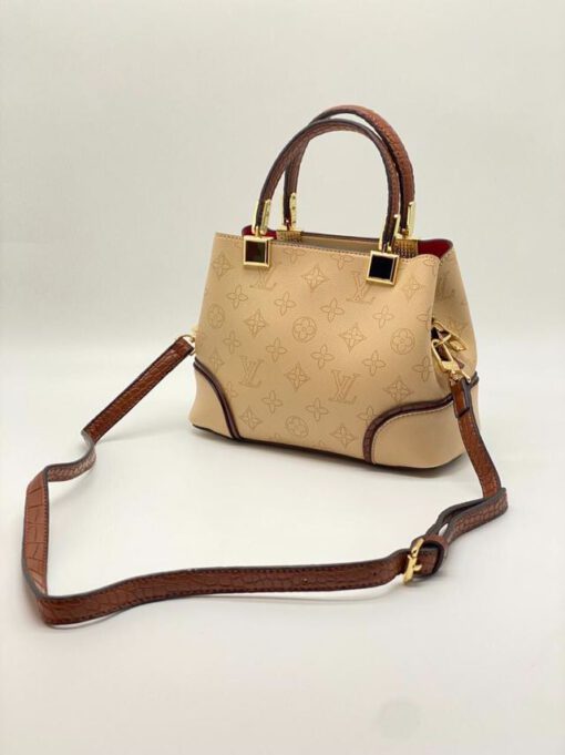 Женская кожаная сумка Louis Vuitton бежевая A55055 - фото 3
