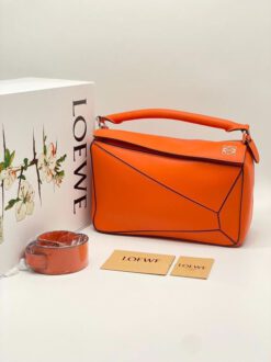 Женская кожаная сумка Loewe оранжевая