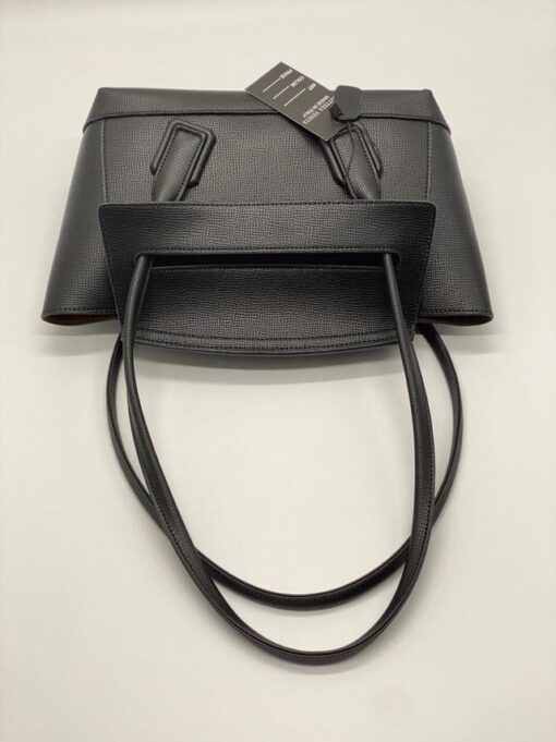 Женская кожаная сумка Bottega Veneta Small Arco 24x19 черная - фото 2