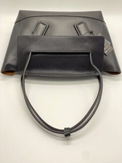 Женская кожаная сумка Bottega Veneta Medium Arco 33×24 черная