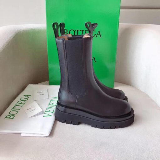 Зимние ботинки женские Bottega Veneta черные A56112 - фото 2