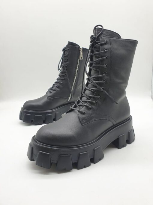 Зимние ботинки женские Prada черные A56344 - фото 2