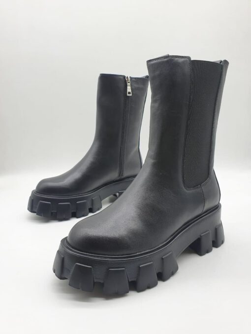 Зимние ботинки женские Prada черные A56354 - фото 2