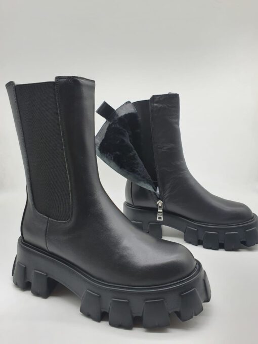 Зимние ботинки женские Prada черные A56354 - фото 3