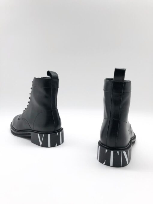 Ботинки женские Валентино черные A56397 - фото 7