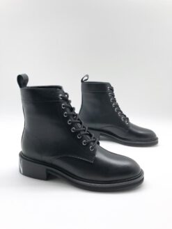Ботинки женские Valentino черные A56397