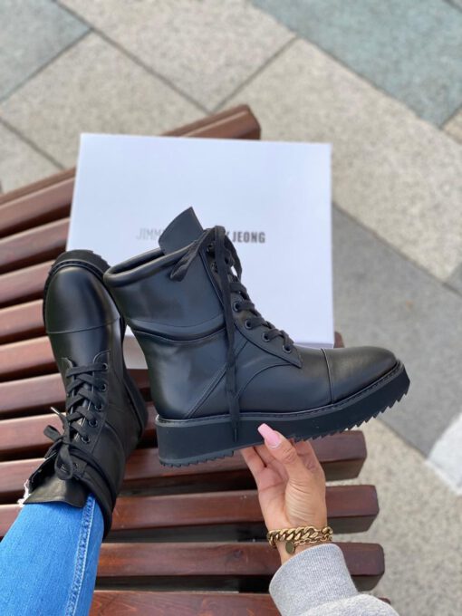 Ботинки женские Jimmy Choo черные A56947 - фото 4