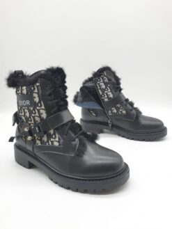 Зимние ботинки женские Dior с мехом черные A58169