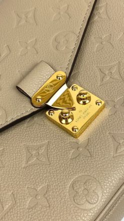 Женская сумка Louis Vuitton Pochette Metis 25/19/7 премиум-люкс бежевая