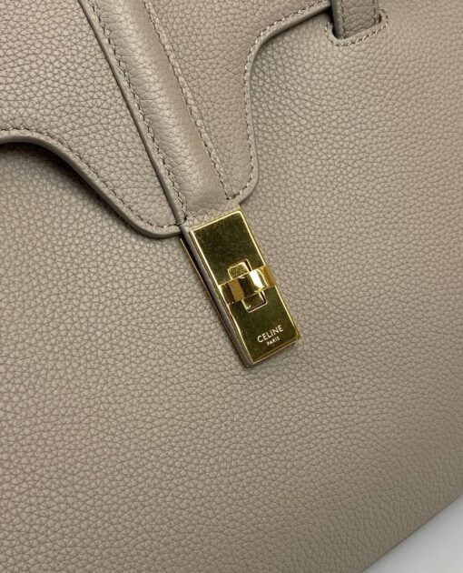 Женская сумка Celine Classic 16 Bag 32/34/14 премиум-люкс бежевая - фото 5