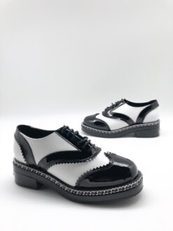Туфли Chanel комбинированные черно-белые коллекция 2021-2022 - фото 7