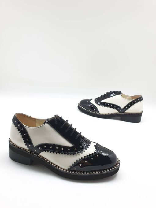 Туфли женские Jimmy Choo черно-белые коллекция 2021-2022 - фото 1