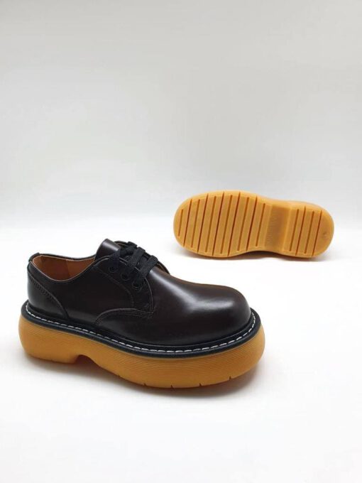 Туфли-дерби Bottega Veneta коричневые коллекция 2021-2022 - фото 1
