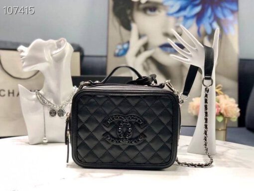 Женская кожаная сумка Chanel черная 20/15 см - фото 4