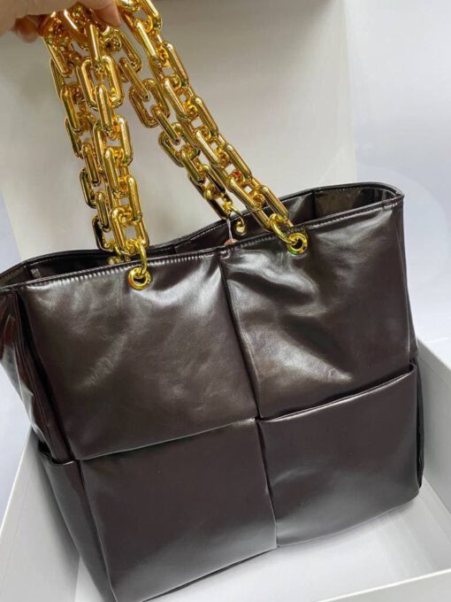 Женская плетеная кожаная сумка Bottega Veneta коричневая 35/33/18 - фото 4