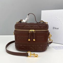 Женская кожаная сумка-косметичка Dior Travel каштановая 22/16