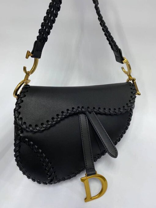 Женская кожаная сумка Christian Dior Saddle черная 26/20/6 - фото 1