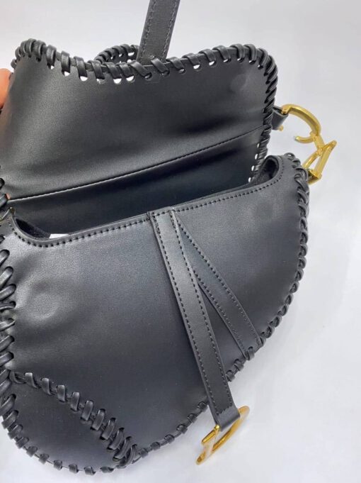 Женская кожаная сумка Christian Dior Saddle черная 26/20/6 - фото 2
