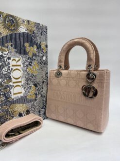 Женская сумка Dior бежевая из жаккардовой ткани 23/20/12 - фото 6
