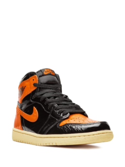 Кроссовки Nike Air Jordan 1 Retro Black/Orange a71189