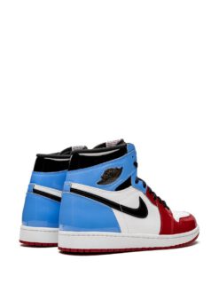 Кроссовки Nike Air Jordan 1 Retro Fearless