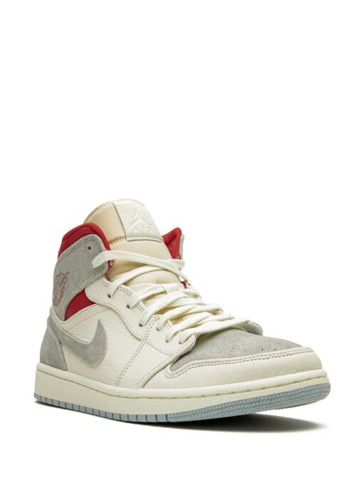 Кроссовки Nike Air Jordan 1 Retro 'Sneakerstuff 20th Anniversary' - фото 2
