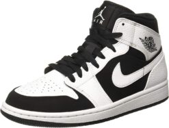 Кроссовки Nike Air Jordan 1 Retro Black/White