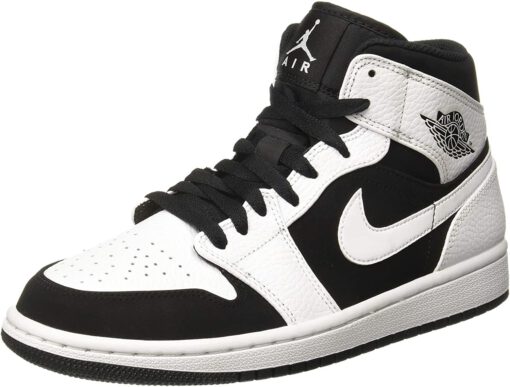 Кроссовки Nike Air Jordan 1 Retro Black/White - фото 3