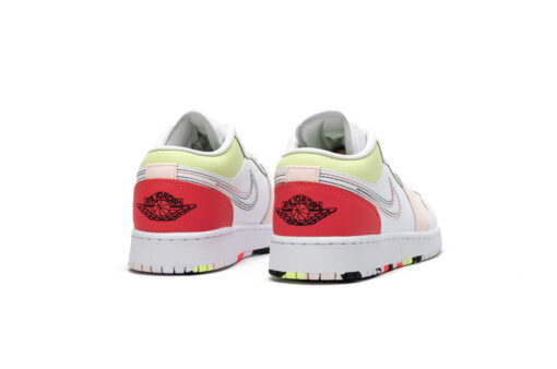 Кроссовки Nike Air Jordan 1 Low GS - фото 2