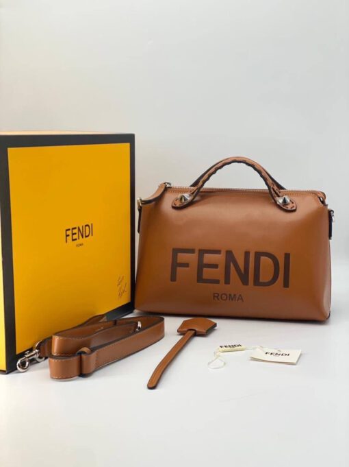 Женская кожаная сумка Fendi 66169 оранжевая 27/16 см - фото 5