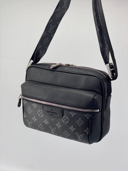 Мужская сумка Louis Vuitton Outdoor черная 24/17 коллекция 2021-2022 - фото 4