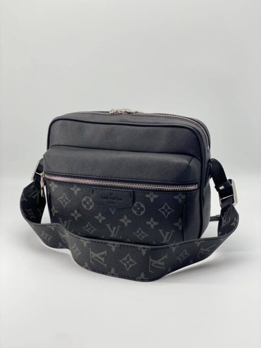 Мужская сумка Louis Vuitton Outdoor черная 24/17 коллекция 2021-2022 - фото 1