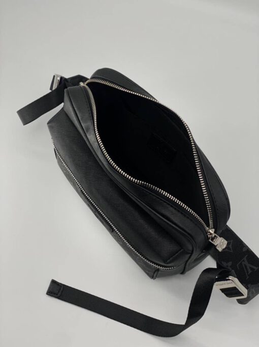 Мужская сумка Louis Vuitton Outdoor черная 24/17 коллекция 2021-2022 - фото 2