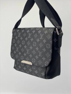 Мужская сумка Louis Vuitton черная 26/22 коллекция 2021-2022