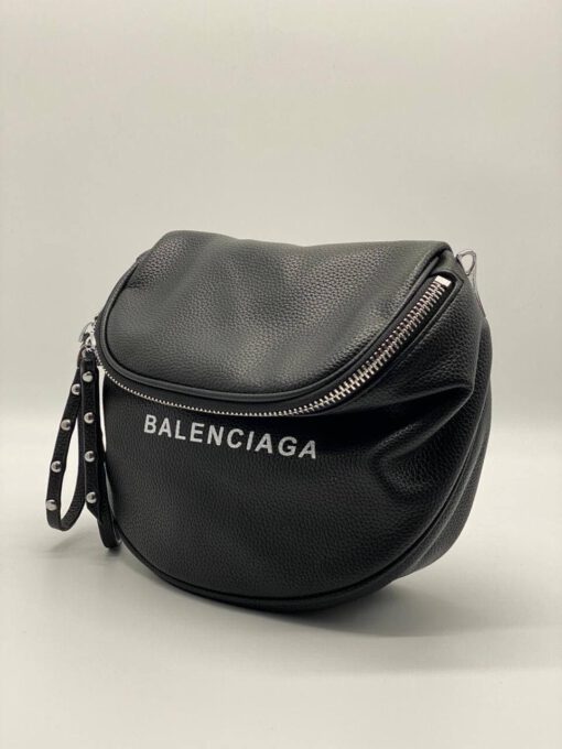 Женская кожаная сумка Balenciaga черная 25/22 коллекция 2021-2022 - фото 4