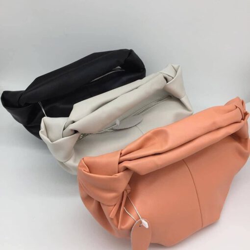Женская кожаная сумка Bottega Veneta оранжевая 30/13 коллекция 2021-2022 - фото 2