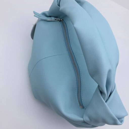 Женская кожаная сумка Bottega Veneta голубая 30/13 коллекция 2021-2022 - фото 5
